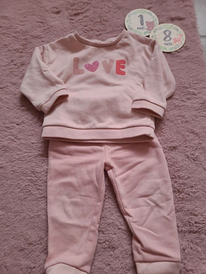 Ensemble jogging 18 mois