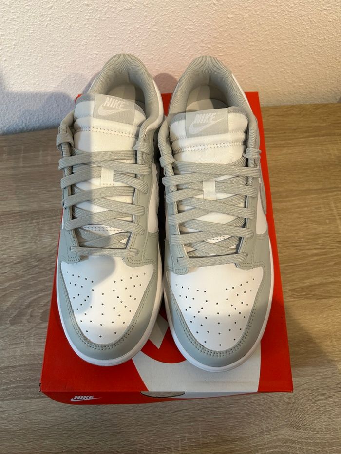 Nike Dunk low grey fog en taille 44 - photo numéro 3