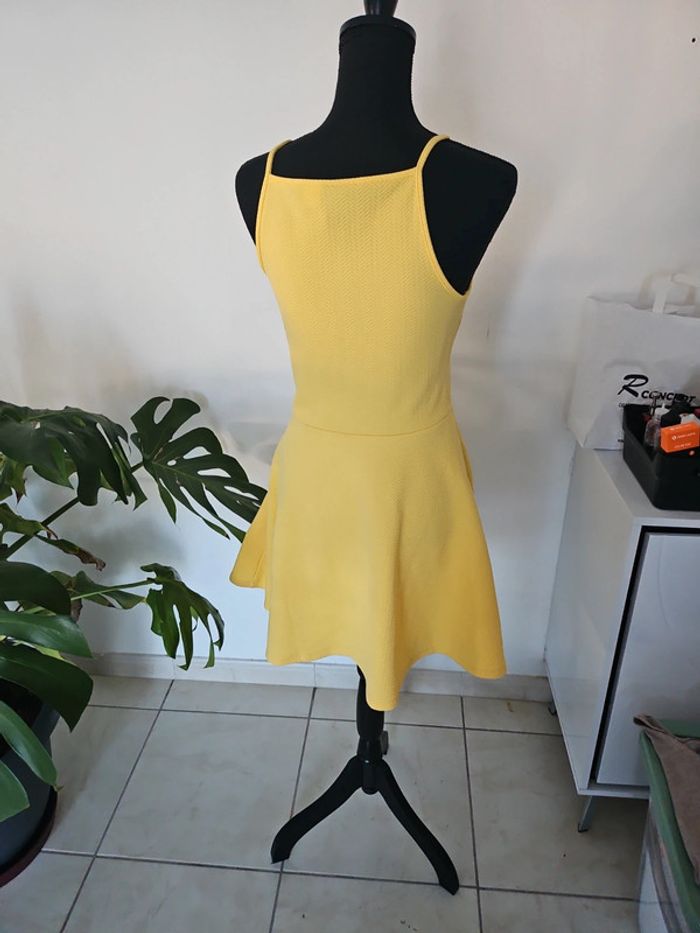 Robe marque DIvided - photo numéro 3
