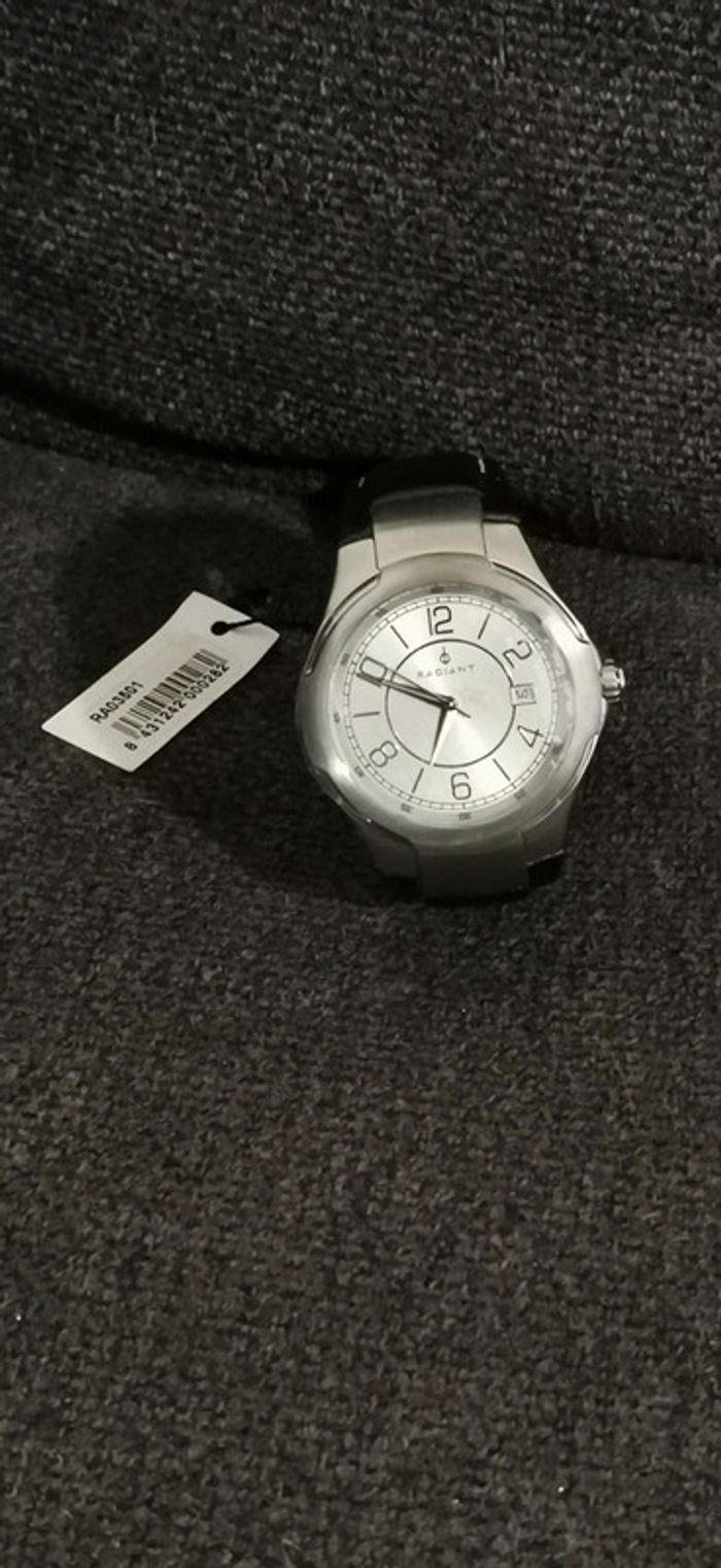 Montre Radiant