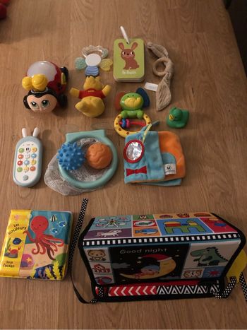 Lors de jouets pour bébé