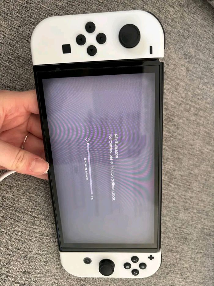 Nintendo Switch Oled - photo numéro 5