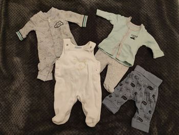 Lot combinaison/ensemble/salopette/pantalon