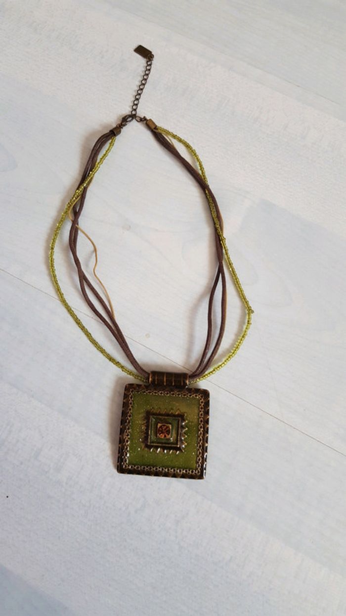 Collier