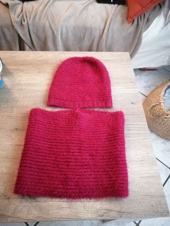 Ensemble bonnet et tour de cou