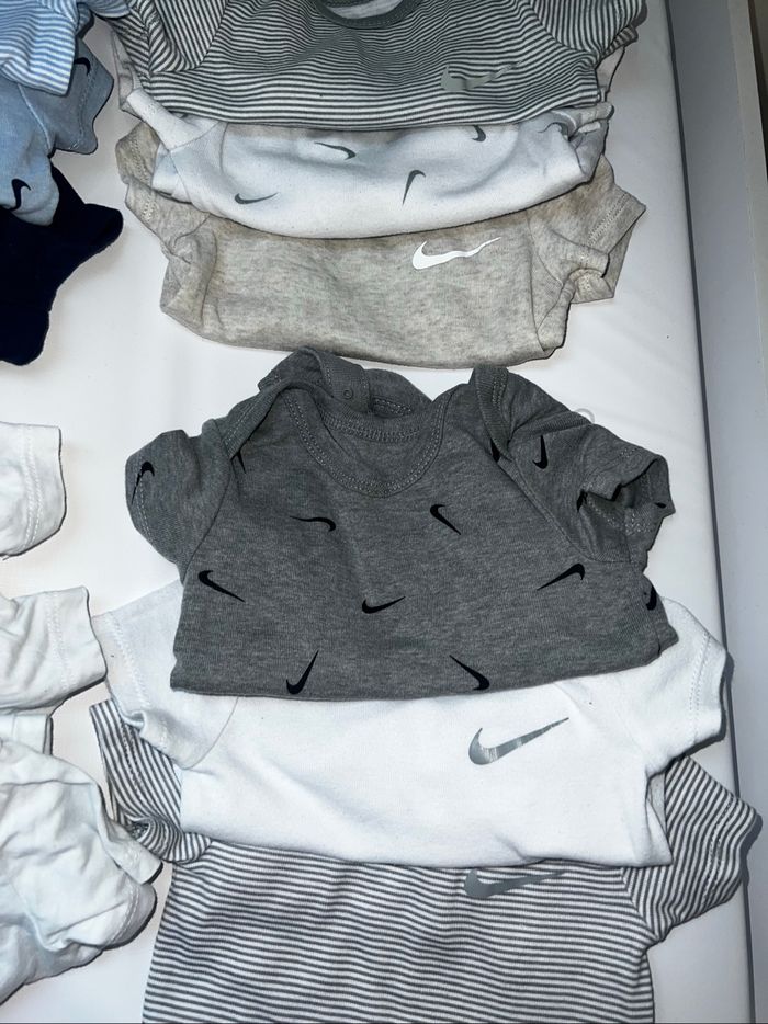 Lot body Nike - photo numéro 3