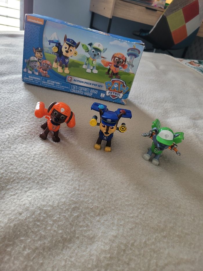 Lot de 3 figurines pat patrouille