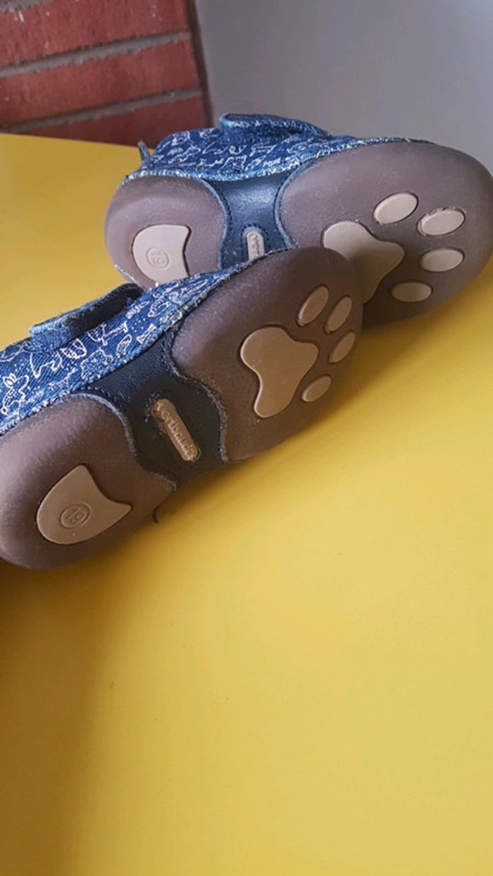 Chaussures bébé T19 - photo numéro 4