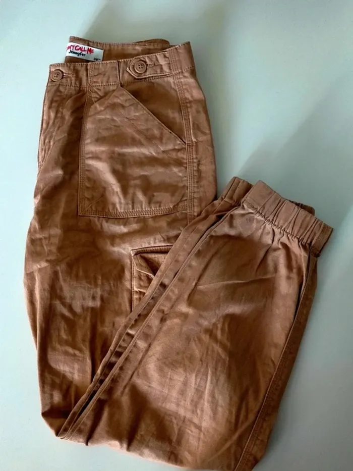 Cargo beige