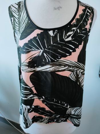 Joli debardeur 44 esmara