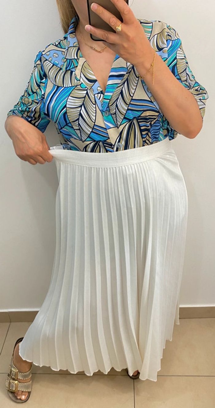 Jupe longue satinée plissée Taille M - photo numéro 5