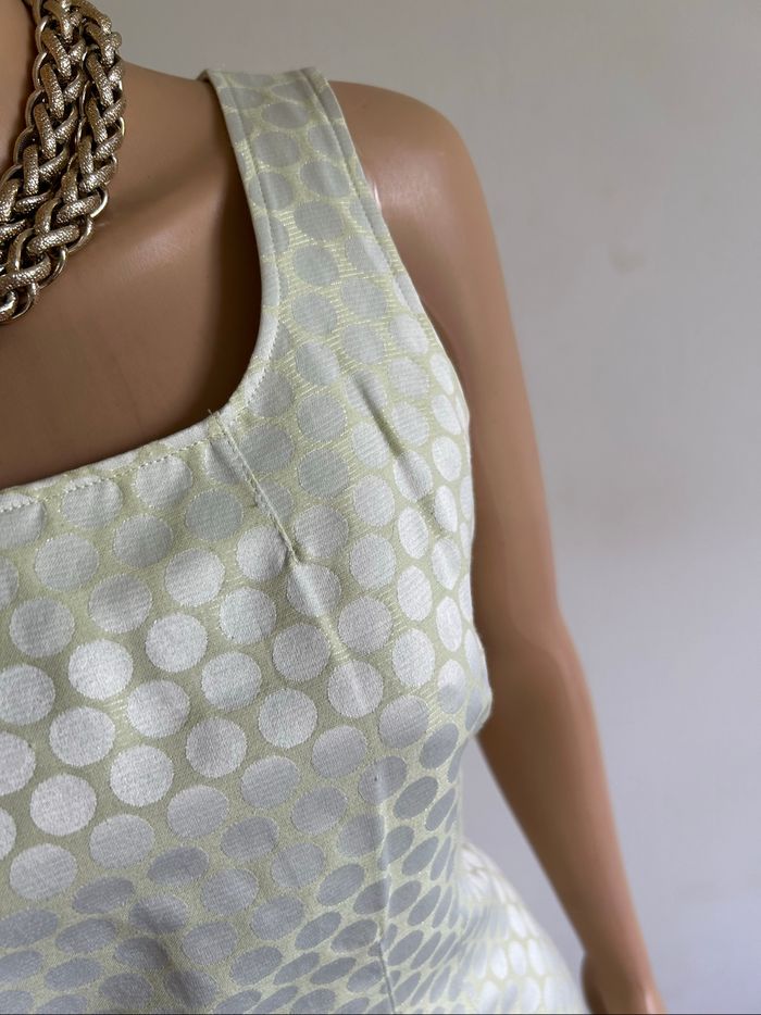 Robe blanche et jaune sans manches LolaLiza taille française 36 bon état - photo numéro 4