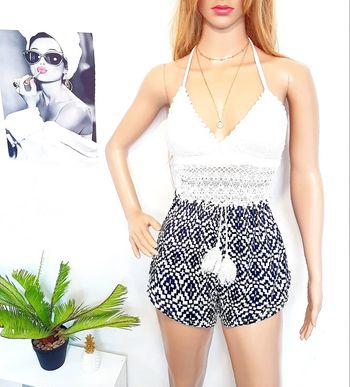 Short taille haute noir et blanc à ceinture en  pompoms - T.S ou T.36 🖤