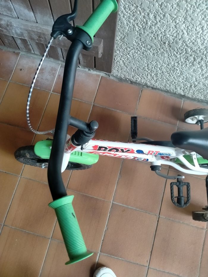 Vélo enfant - photo numéro 2