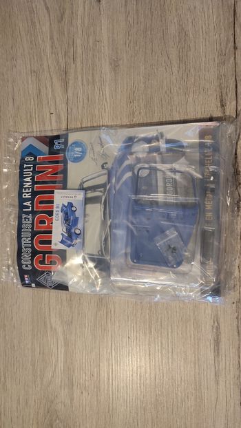 Fascicule complet scellé numéro 91 n°91 Renault R8 Gordini 1/8 1/8ème Eaglemoss Collections #D61