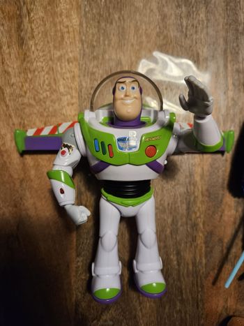 Figurine buzz l'éclair Disney pixar toy story
