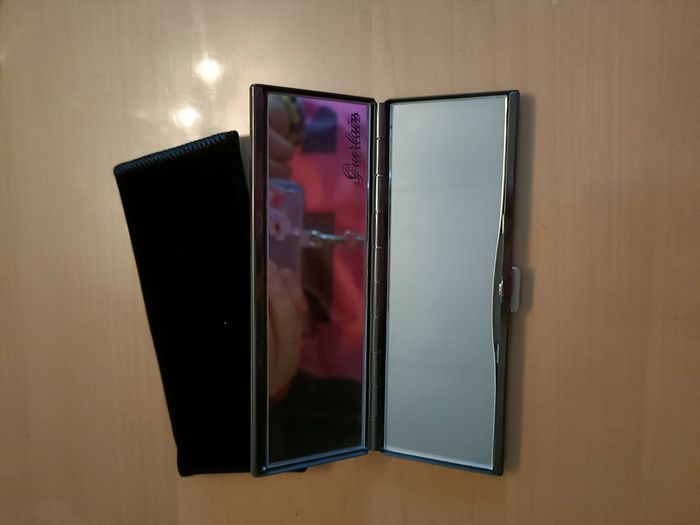 MIROIR NOIR GUERLAIN - photo numéro 2