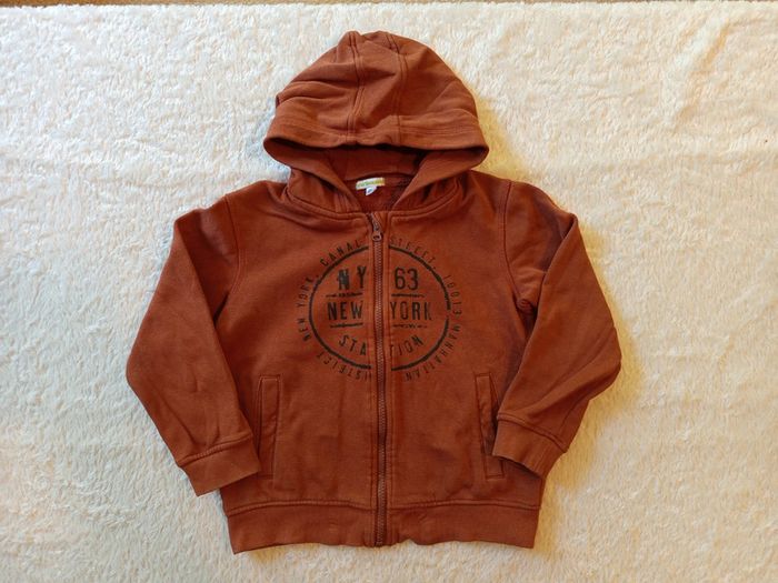 Sweat zippé à capuche Vertbaudet