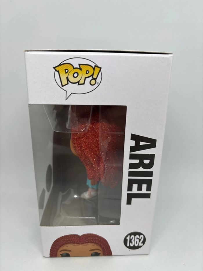 Funko pop Disney ariel Diamond Little mermaid 1362 - photo numéro 2