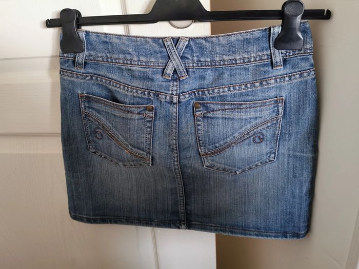 Jupe en jean Kiabi taille 36 très bon état - photo numéro 2
