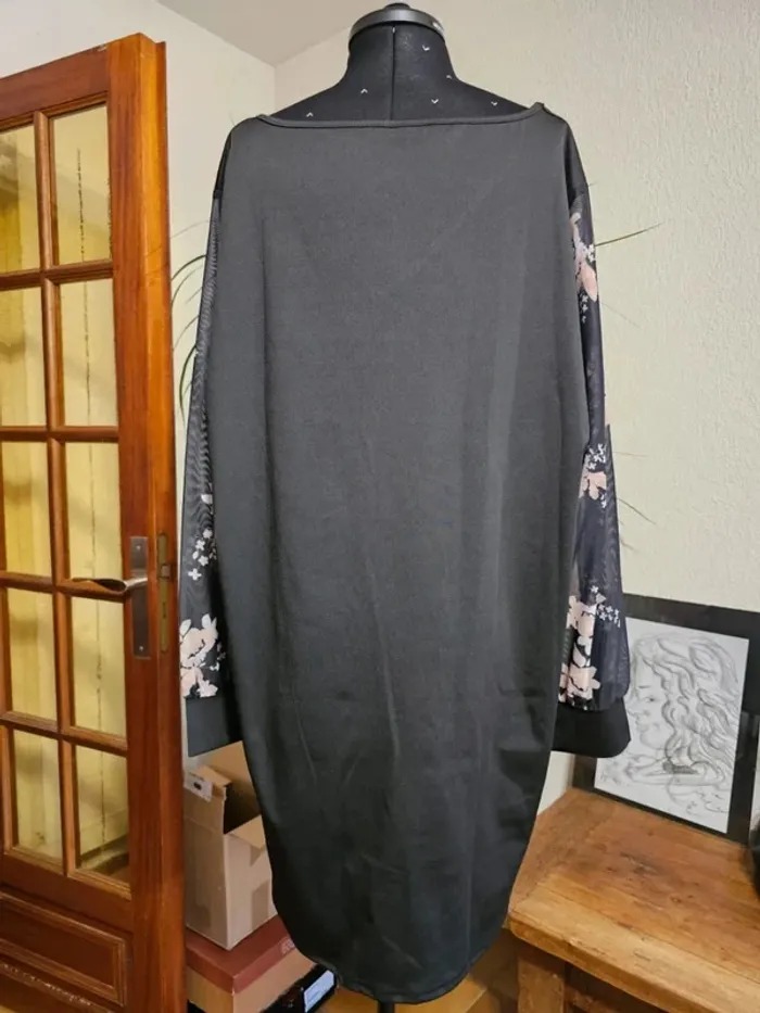 Élégante Robe Noire Grande Taille 3XL Manches Fleuries Bohème Chic Vintage - photo numéro 2
