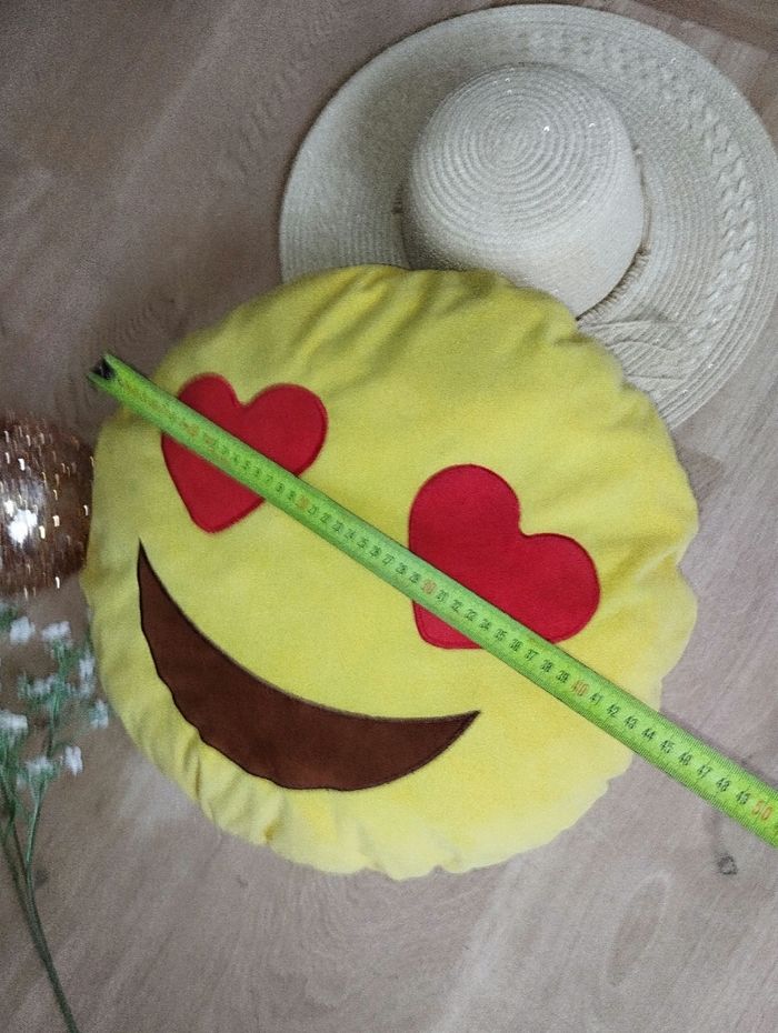 Coussin/oreiller smiley cœur - photo numéro 2