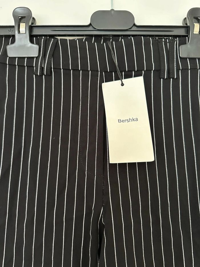 Pantalon pattes d’eph Bershka Taille S - photo numéro 2