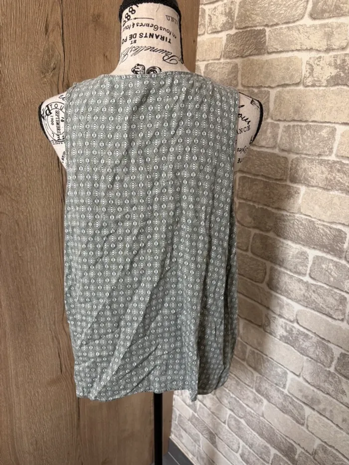 Débardeur femme taille 38/40 - photo numéro 4