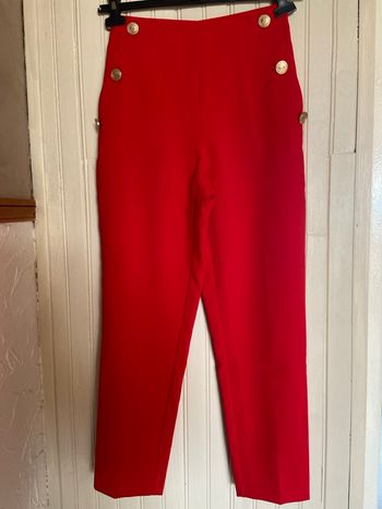 Pantalon rouge 