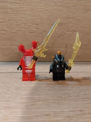 Figurines type lego 2 serpents Ninjago
