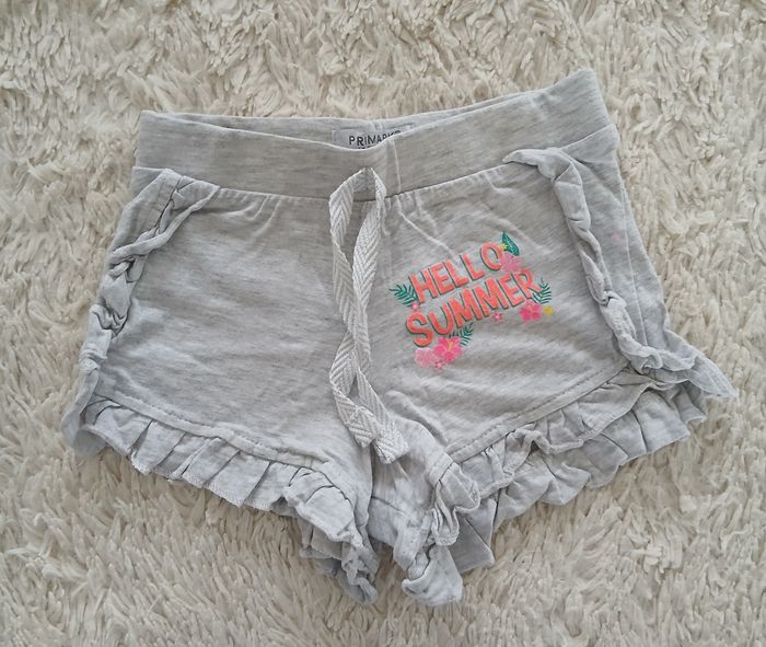 Short court 2 ans