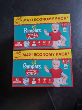 2 cartons de t4 pants