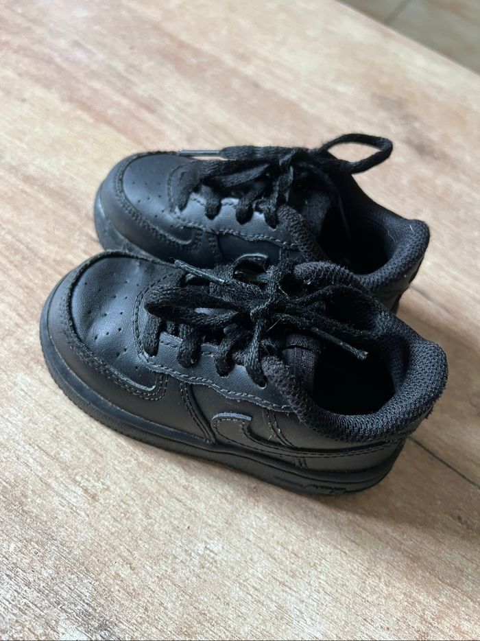 👟 Nike Air Force 1 - photo numéro 2