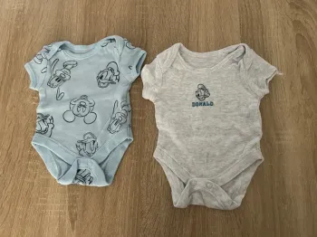 Bodies x2 nouveau né