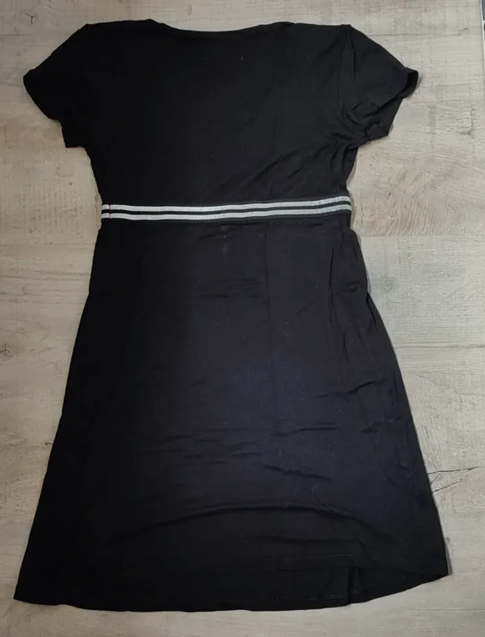 Jolie robe de grossesse d'été en parfait état - photo numéro 4