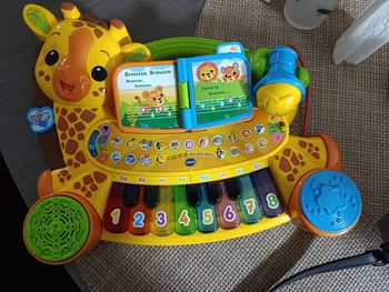 Piano girafe vtech