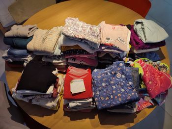 Lot de vêtements fille 18 mois à  2 ans propres, repassés et pliés