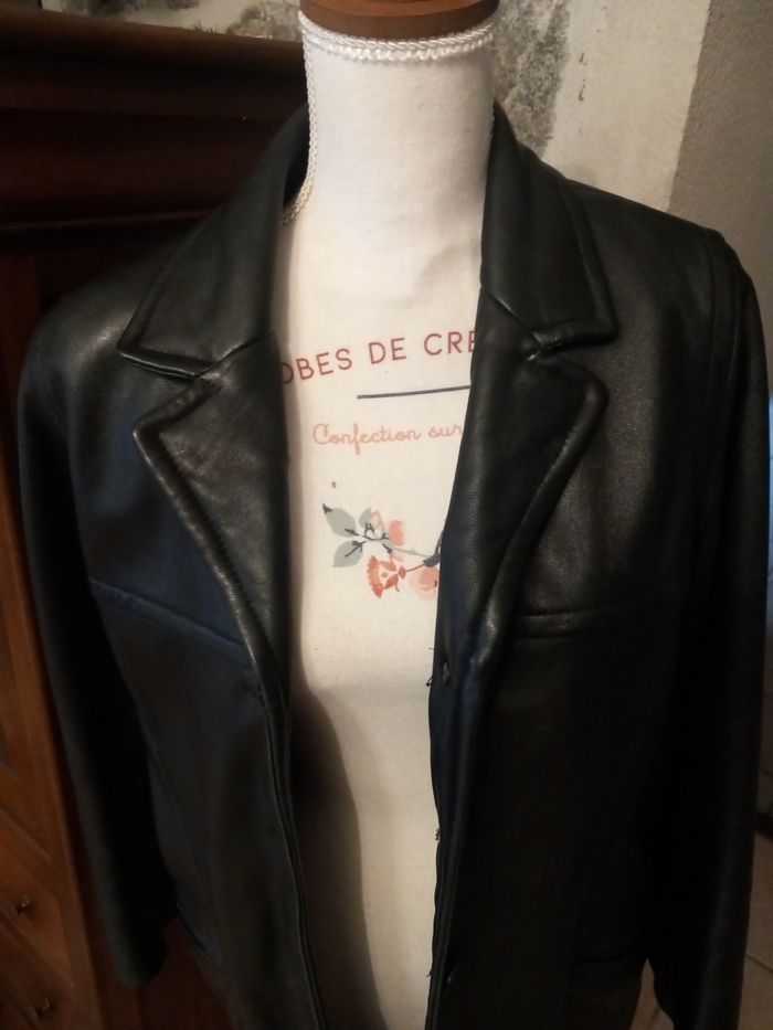 Veste en cuir - photo numéro 2
