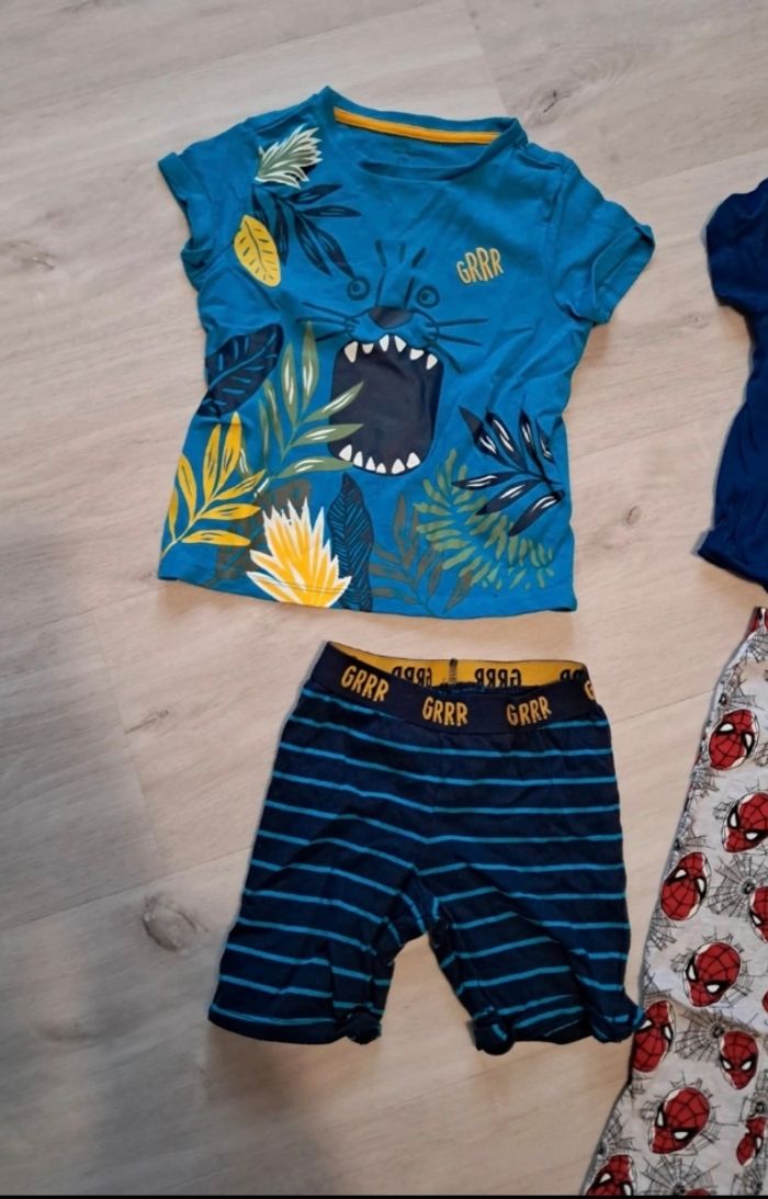 Lot de 3 pyjamas 2ans neufs garçon - photo numéro 2
