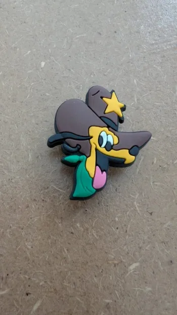 Jibbitz Pluto