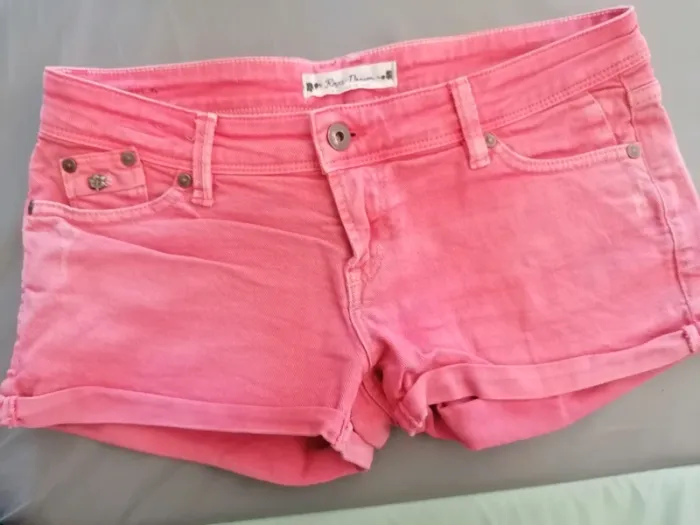Short Roxy XS