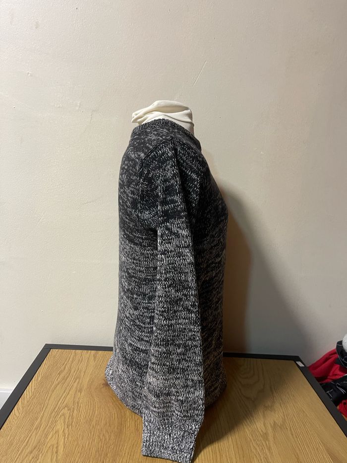 Pull garçon taille 134/140 - photo numéro 2