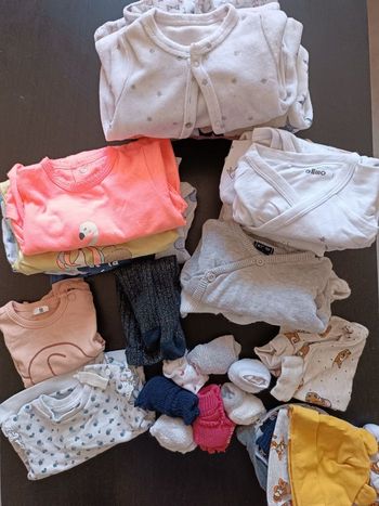 Lot vêtements hiver 1 mois fille