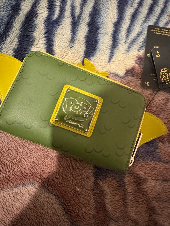 Loungefly gremlins avec portefeuille - photo numéro 5