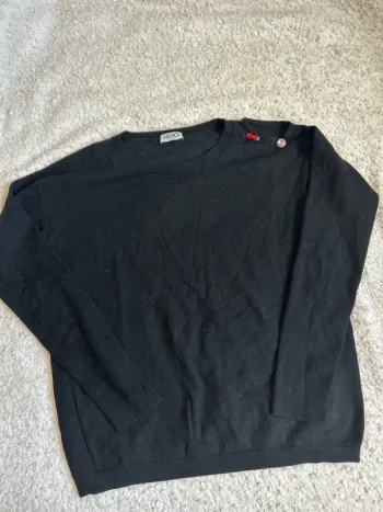 Pull épaule dénudée