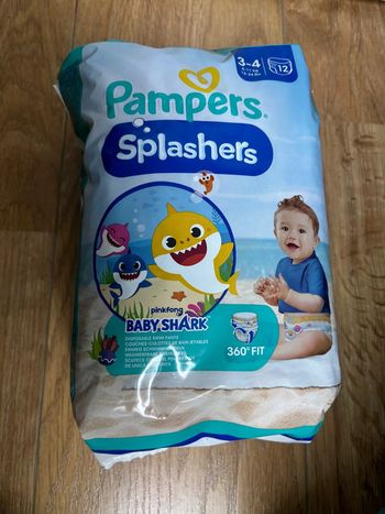 12 couches culottes de bain piscine Pampers Splashers Taille 3-4 (6/11 kg)