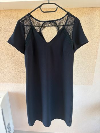 Robe bleu marine Grain de Malice dentelle