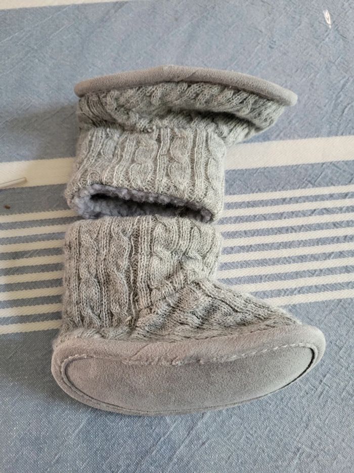 Bottes taille 18 - photo numéro 3