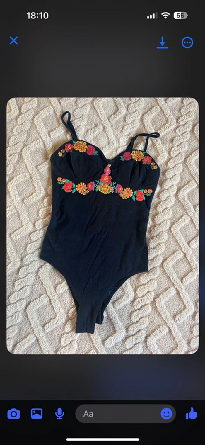 Bodys noir à motifs