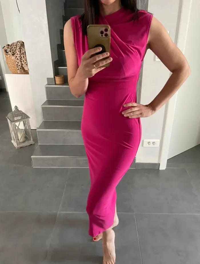 Robe longue rose - photo numéro 2